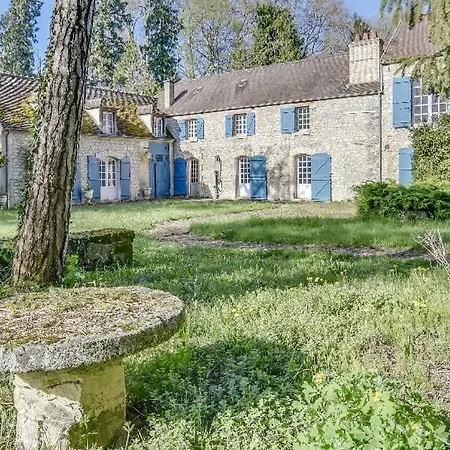 בית נופש La Menagerie De Chantilly Vineuil-Saint-Firmin